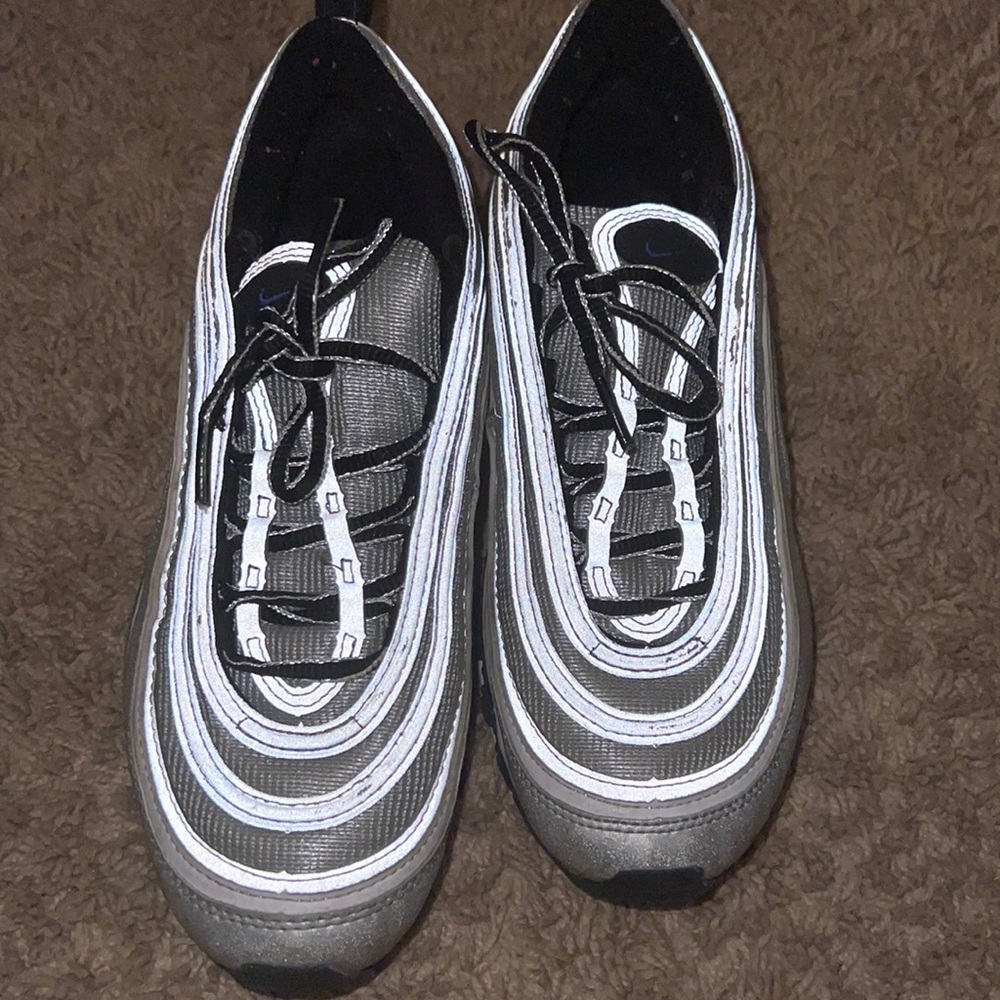 Nike air max sneakers (BOYS- GRADE SCHOOL)
